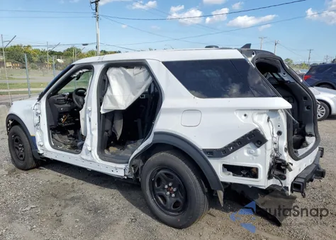 2022 Ford Explorer Police Interceptor z USA, uszkodzony, nr VIN 1FM5K8AW5NNA14225